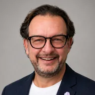 Clemens Hübschmann, Inhaber von KIConsulting NRW